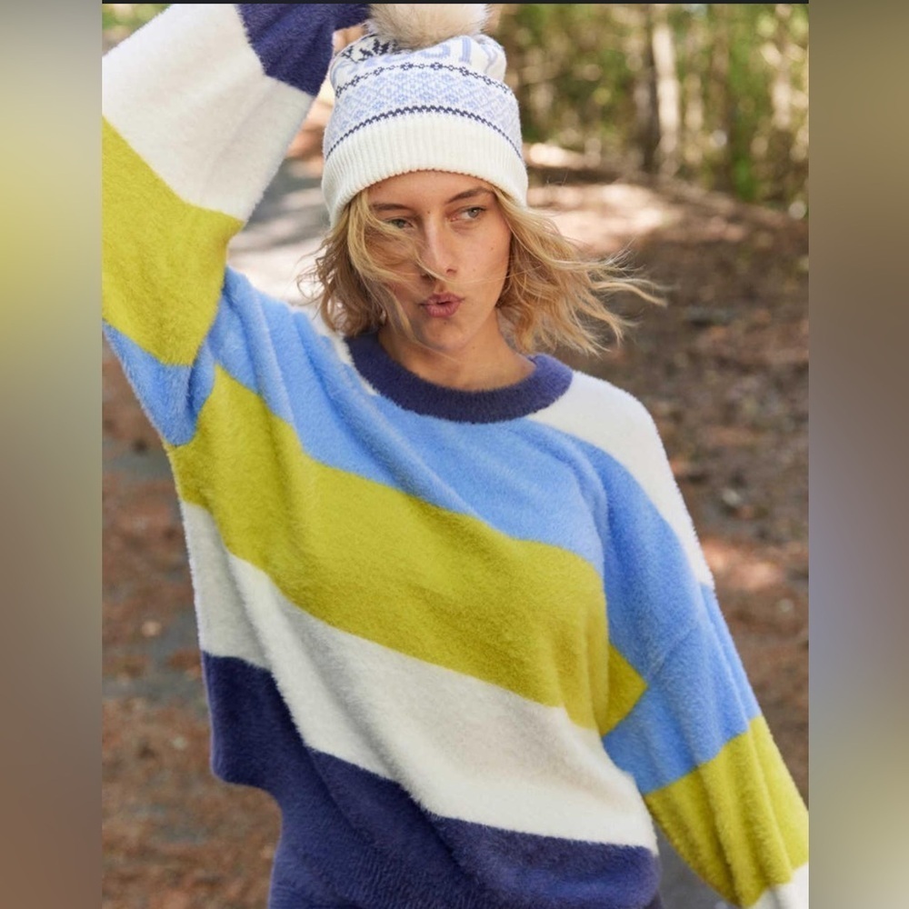 NWT Aerie Flurry Crew Sweater